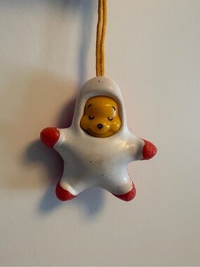 Peek-A-Pooh Charm - Starfish (Series 3)
